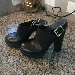 Leather heels,NWT,made in Italy